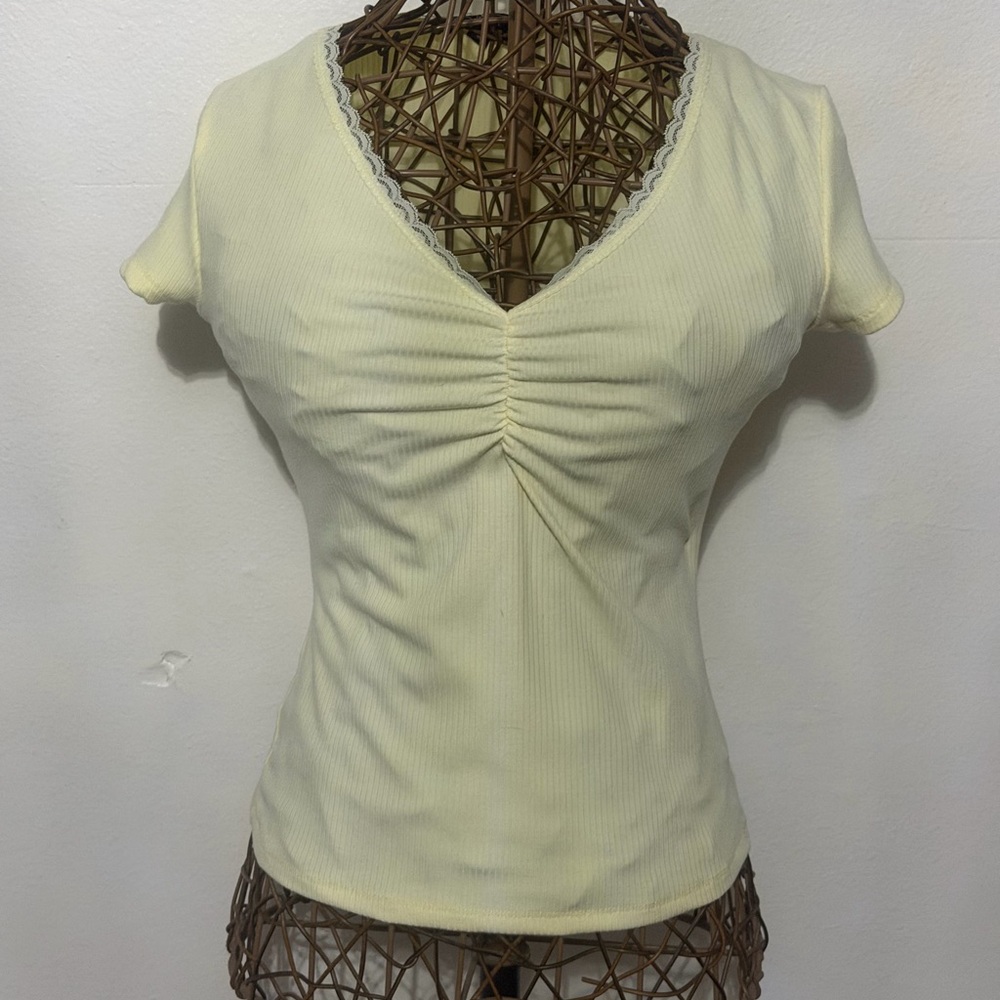 Vibe Pale Yellow Ruched V-Neck Short Sleeve Top